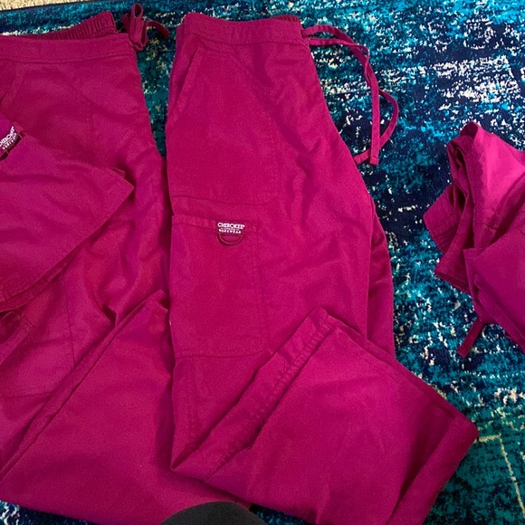 Selling bundles color maroon 4 top size large and 4 pant size small/petite - Picture 2 of 3